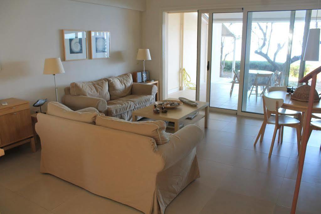 Avia Holiday Homes Экстерьер фото